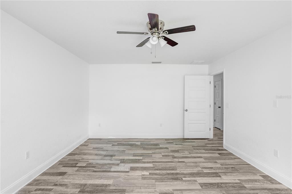 For Rent: $1,850 (3 beds, 2 baths, 1325 Square Feet)
