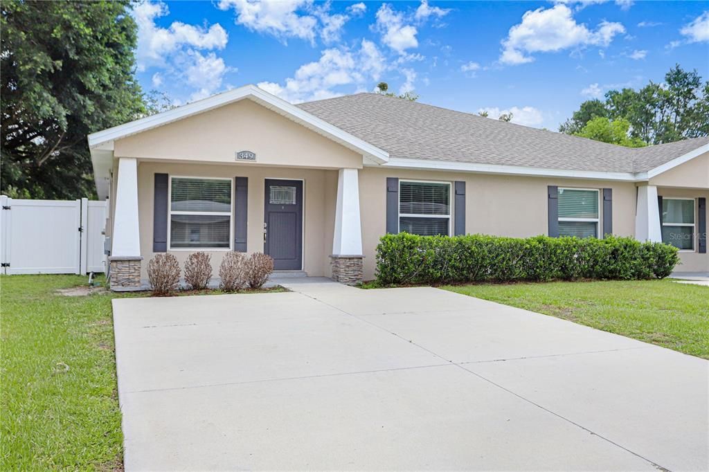 For Rent: $1,850 (3 beds, 2 baths, 1325 Square Feet)