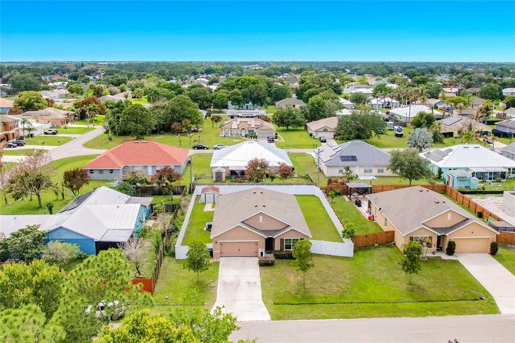 For Sale: $470,000 (4 beds, 2 baths, 1916 Square Feet)