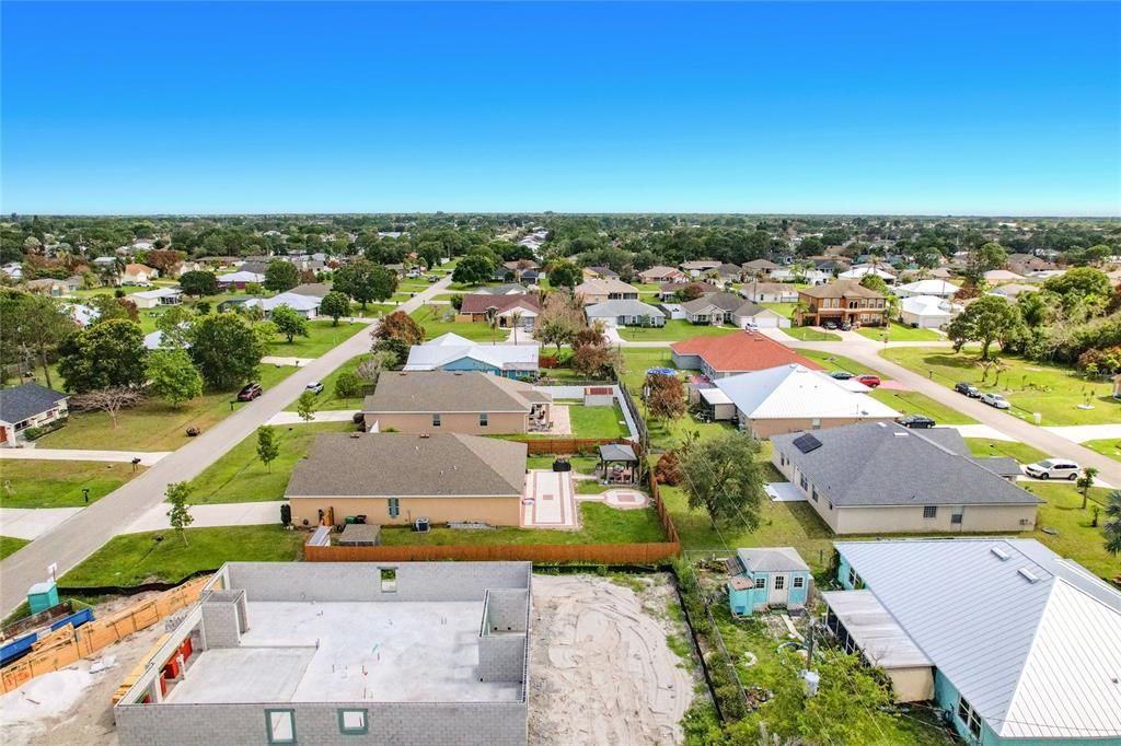 For Sale: $470,000 (4 beds, 2 baths, 1916 Square Feet)