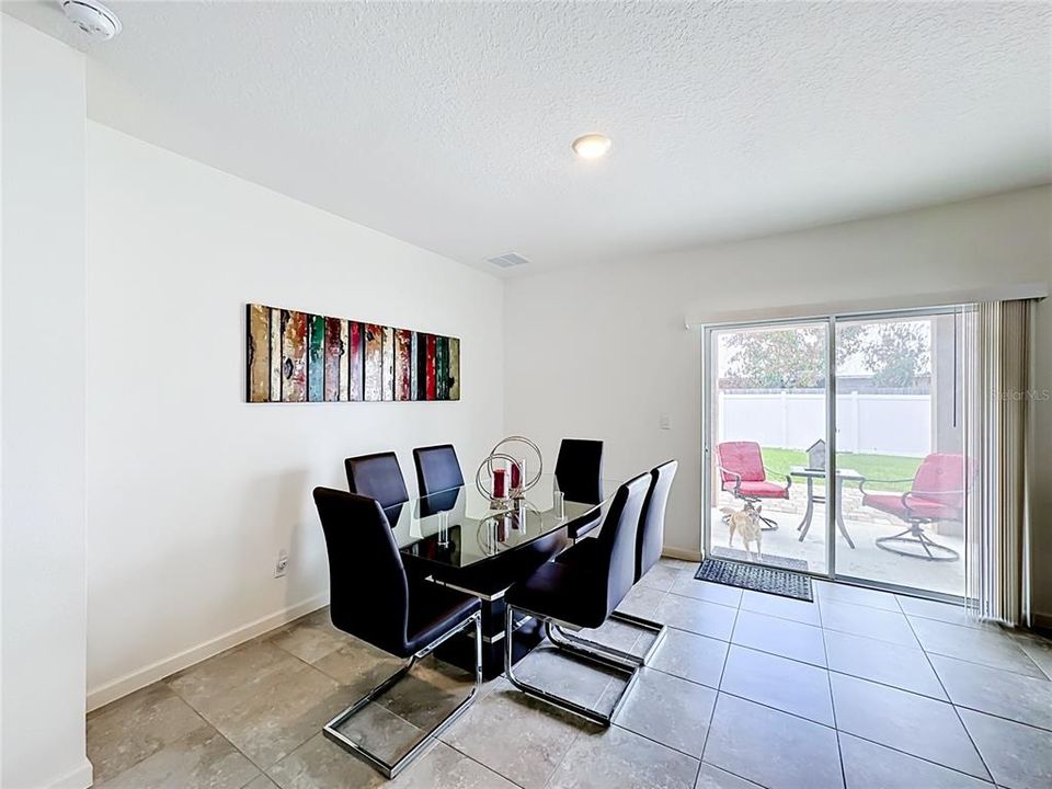 For Sale: $470,000 (4 beds, 2 baths, 1916 Square Feet)
