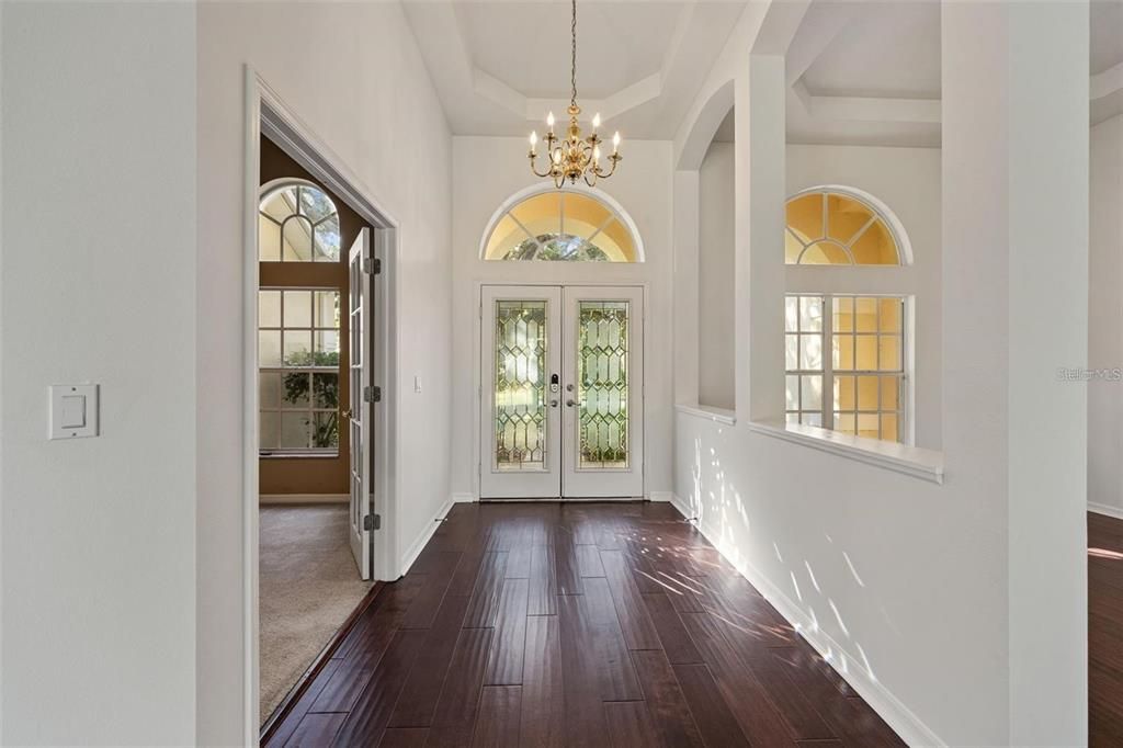 For Rent: $4,315 (5 beds, 3 baths, 3512 Square Feet)