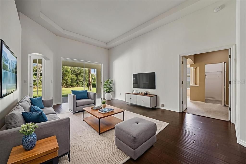 For Rent: $4,315 (5 beds, 3 baths, 3512 Square Feet)