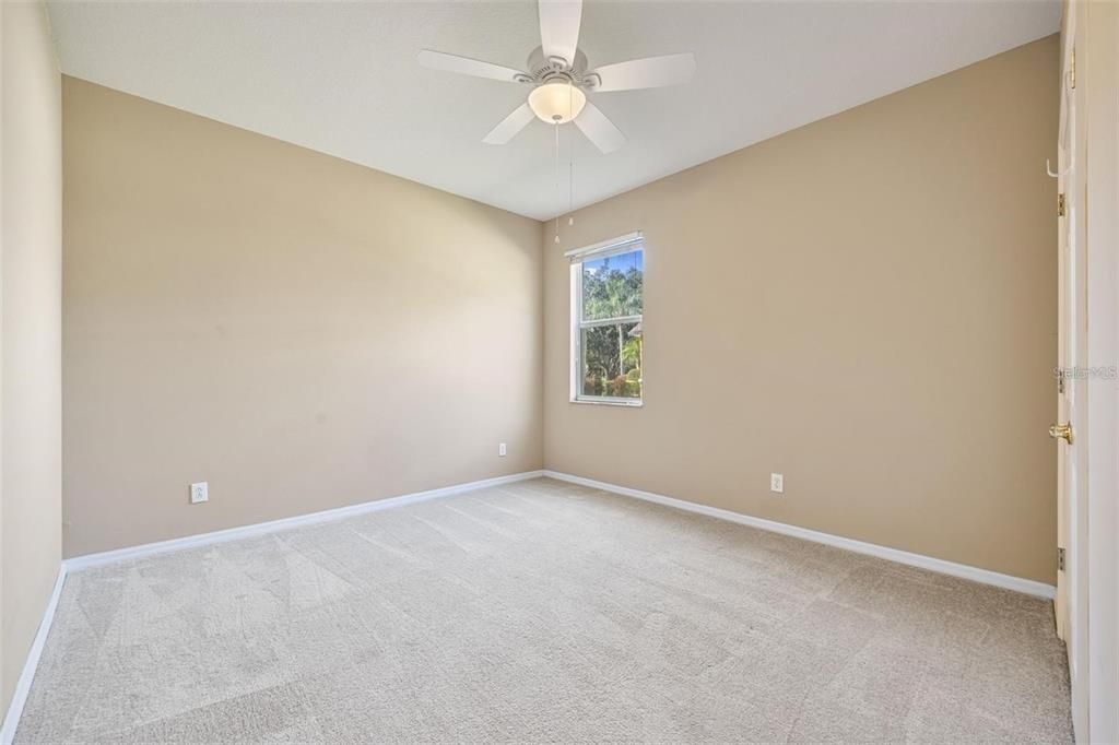For Rent: $4,315 (5 beds, 3 baths, 3512 Square Feet)