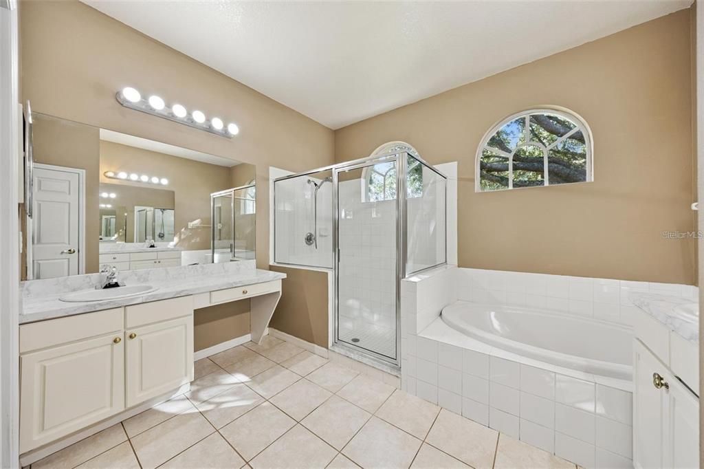 For Rent: $4,315 (5 beds, 3 baths, 3512 Square Feet)