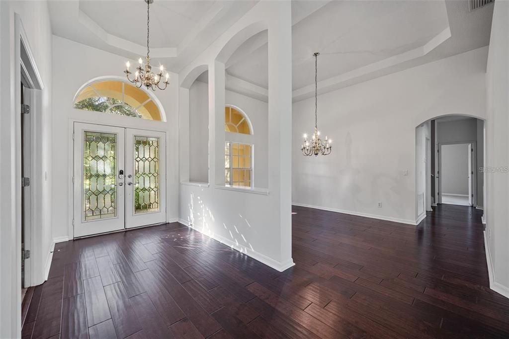 For Rent: $4,315 (5 beds, 3 baths, 3512 Square Feet)