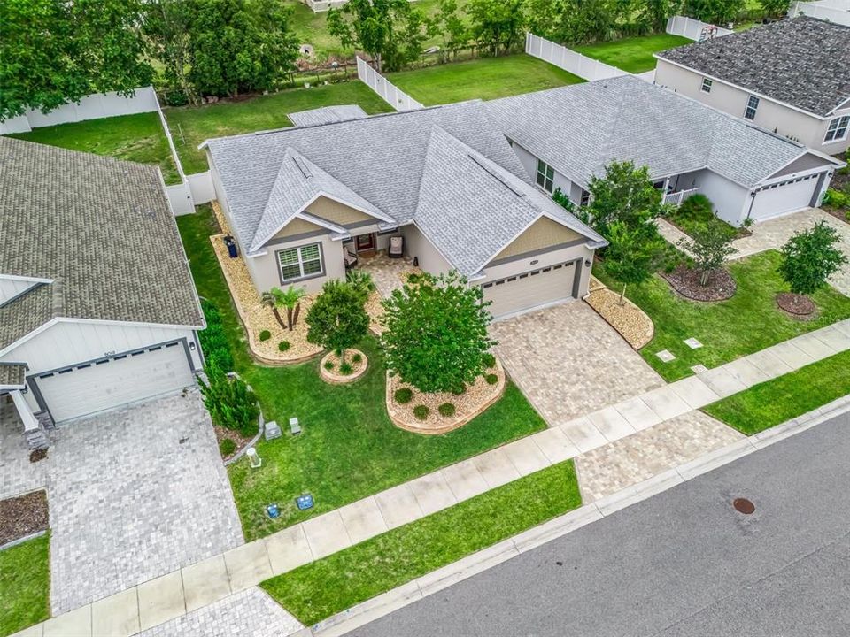 For Sale: $425,000 (3 beds, 2 baths, 1644 Square Feet)