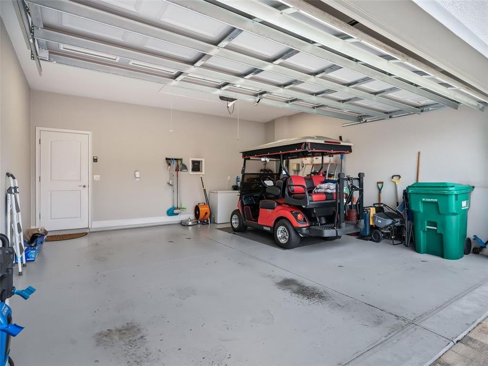 For Sale: $425,000 (3 beds, 2 baths, 1644 Square Feet)