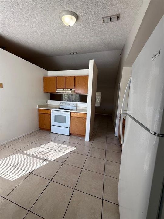 For Sale: $257,900 (3 beds, 2 baths, 1246 Square Feet)