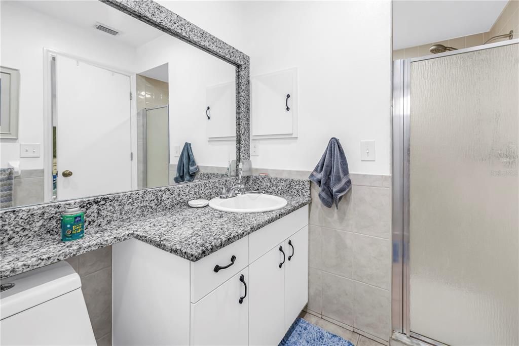 En Venta: $580,000 (3 camas, 3 baños, 2012 Pies cuadrados)