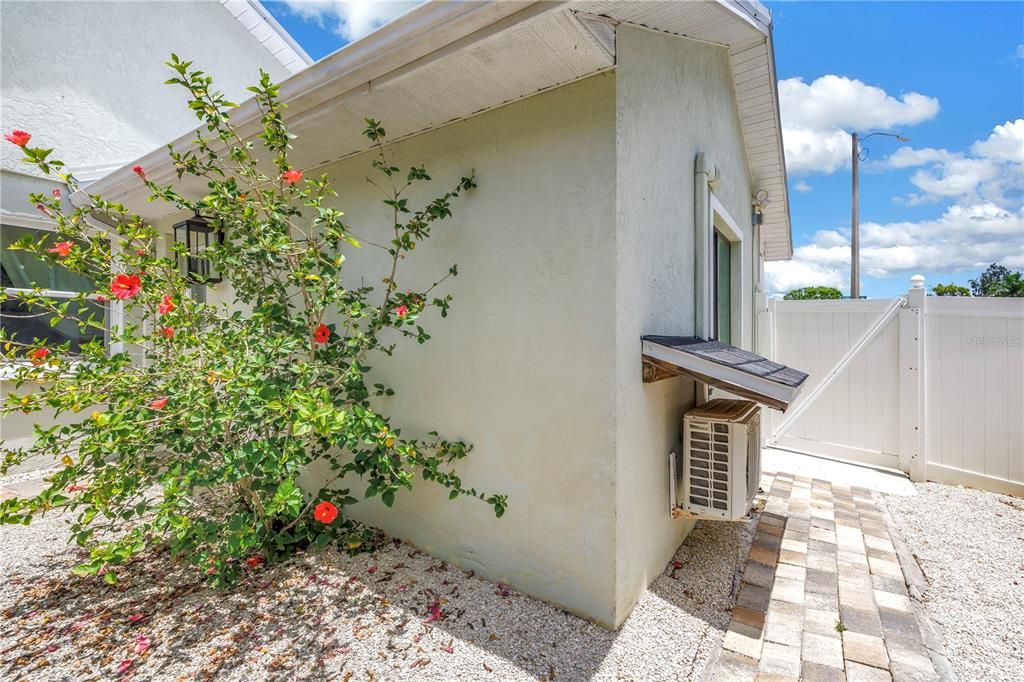 En Venta: $580,000 (3 camas, 3 baños, 2012 Pies cuadrados)