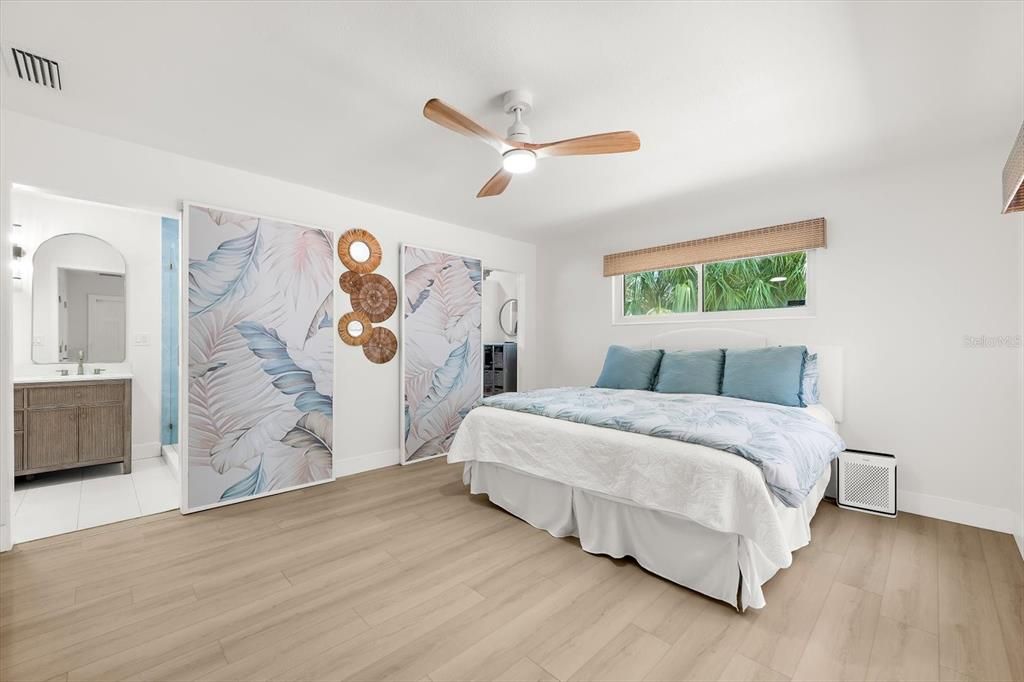 For Sale: $979,000 (3 beds, 3 baths, 1772 Square Feet)