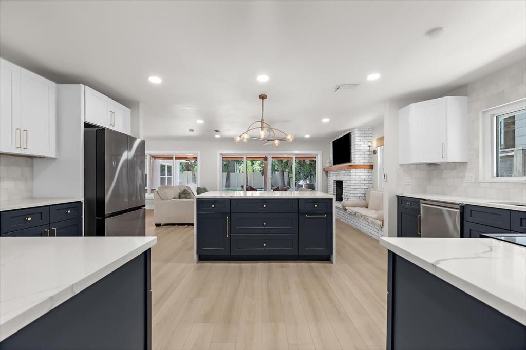 For Sale: $979,000 (3 beds, 3 baths, 1772 Square Feet)
