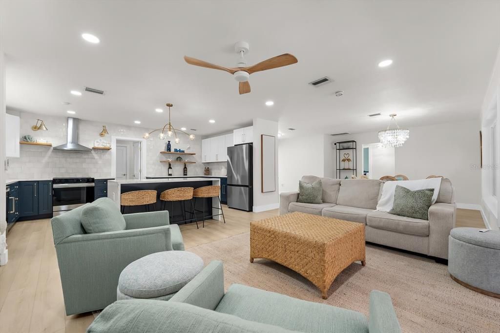 For Sale: $979,000 (3 beds, 3 baths, 1772 Square Feet)
