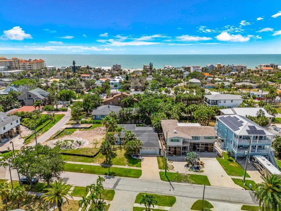 For Sale: $979,000 (3 beds, 3 baths, 1772 Square Feet)