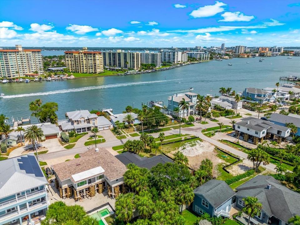 For Sale: $979,000 (3 beds, 3 baths, 1772 Square Feet)