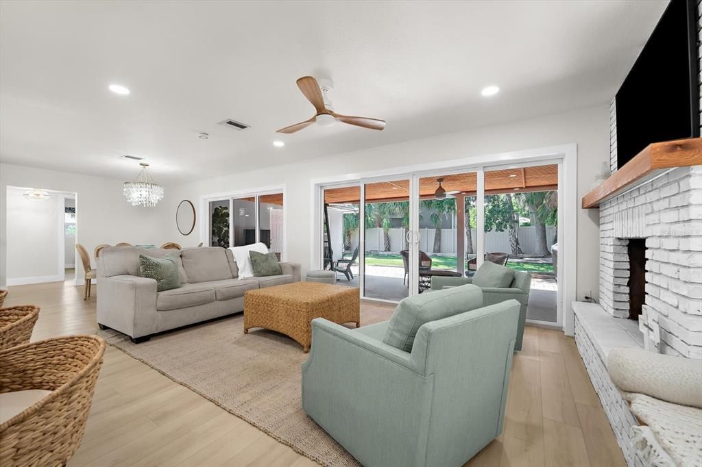 For Sale: $979,000 (3 beds, 3 baths, 1772 Square Feet)