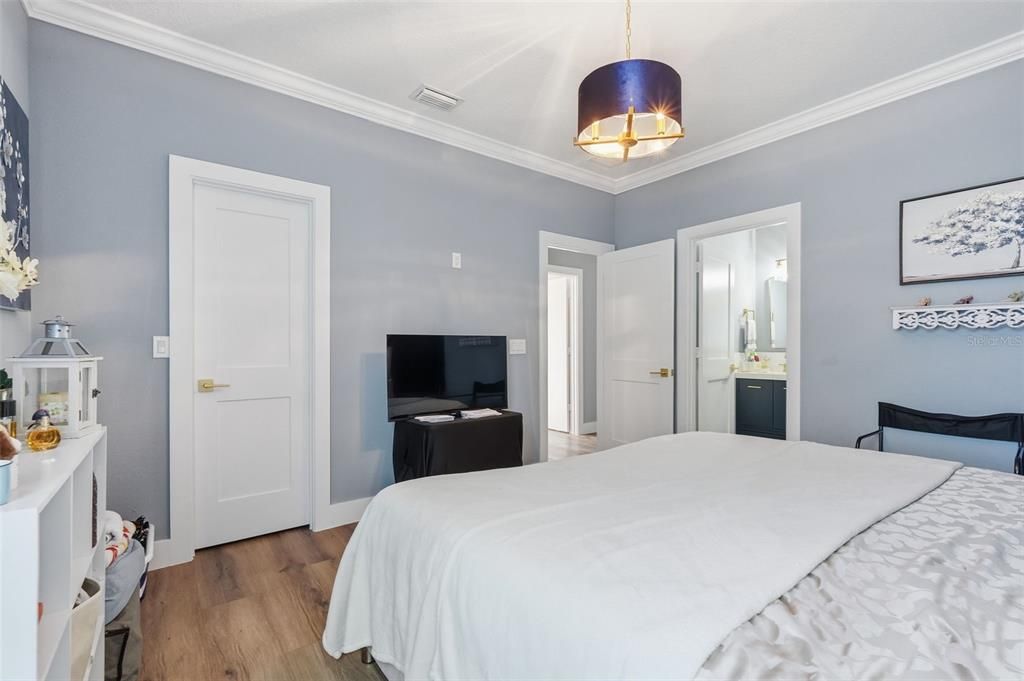 En Venta: $714,900 (5 camas, 3 baños, 3083 Pies cuadrados)