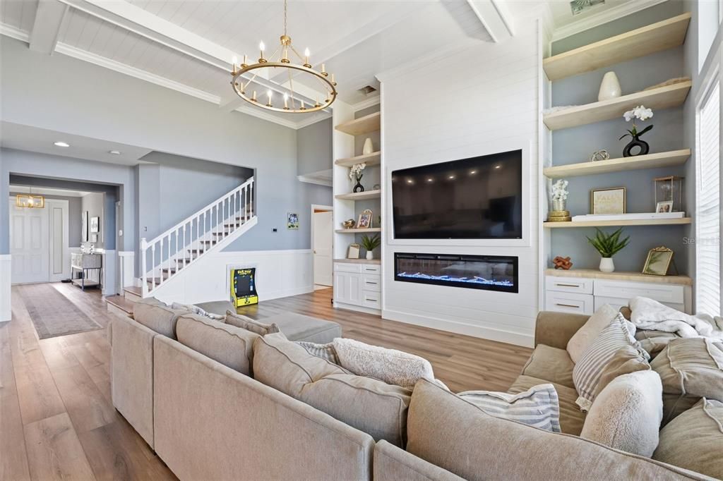 En Venta: $714,900 (5 camas, 3 baños, 3083 Pies cuadrados)