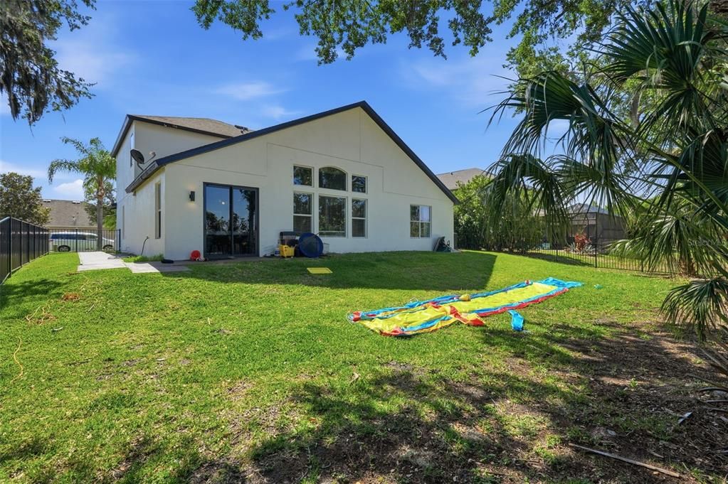 En Venta: $714,900 (5 camas, 3 baños, 3083 Pies cuadrados)
