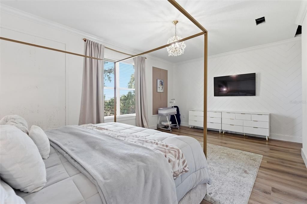 En Venta: $714,900 (5 camas, 3 baños, 3083 Pies cuadrados)