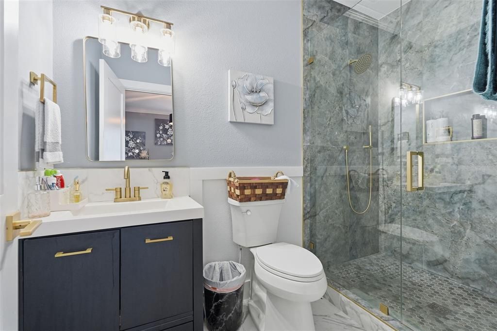 En Venta: $714,900 (5 camas, 3 baños, 3083 Pies cuadrados)