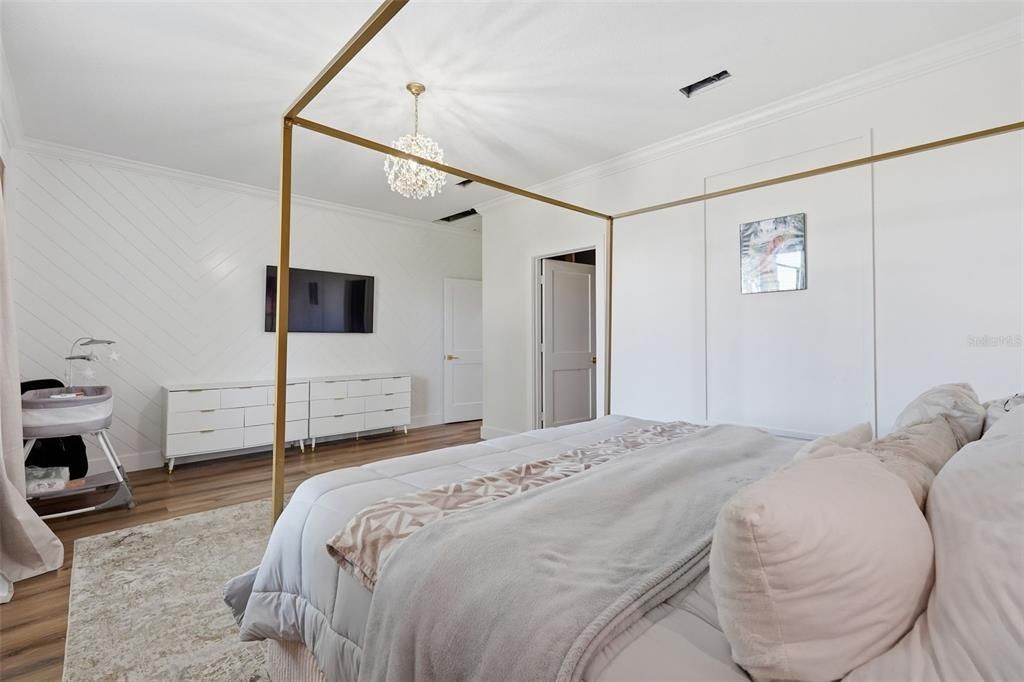 En Venta: $714,900 (5 camas, 3 baños, 3083 Pies cuadrados)