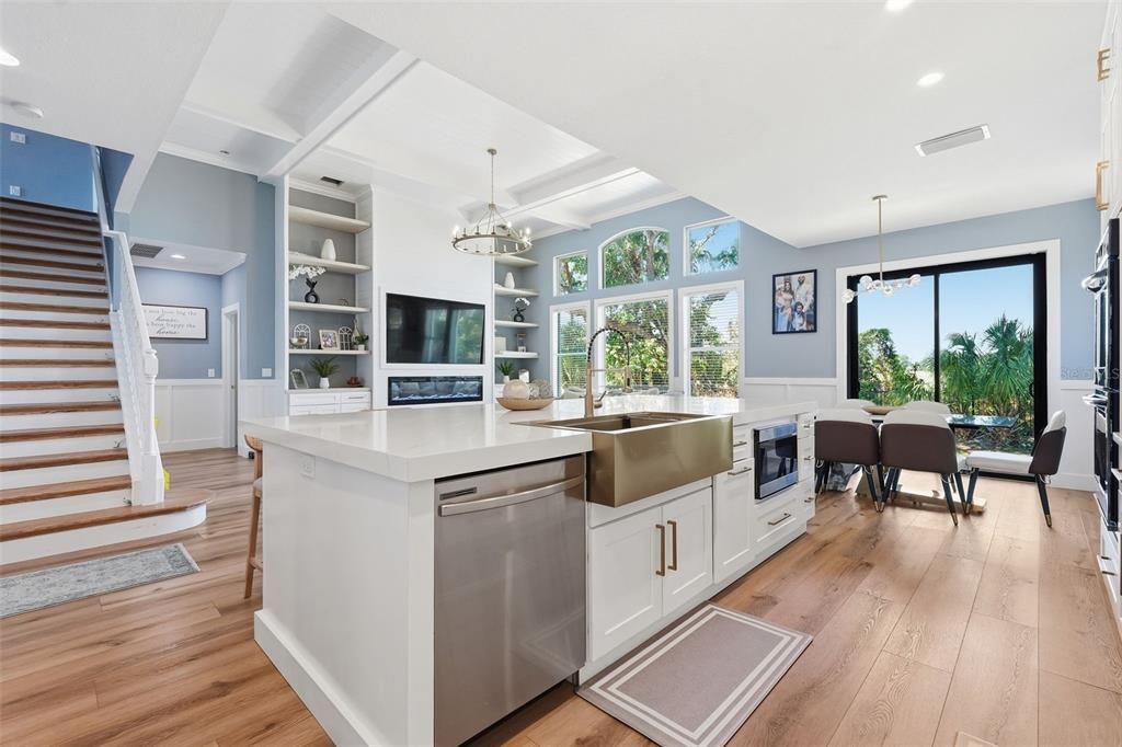 En Venta: $714,900 (5 camas, 3 baños, 3083 Pies cuadrados)