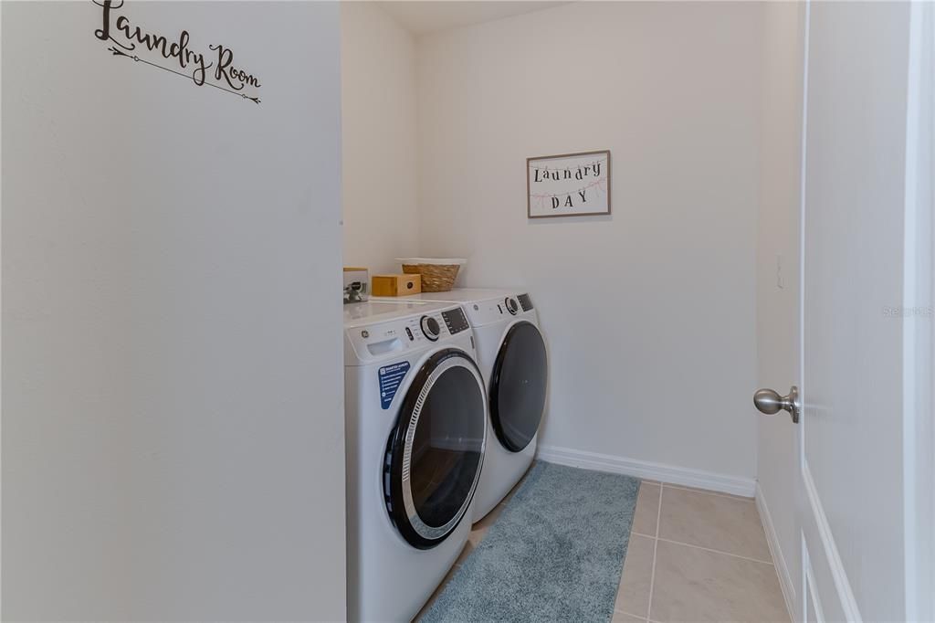 В аренду: $2,900 (4 спален, 2 ванн, 2410 Квадратных фут)