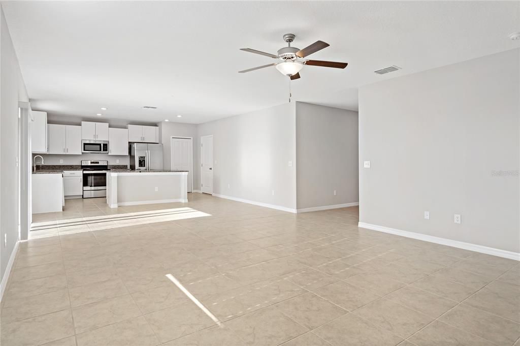 For Sale: $419,200 (4 beds, 2 baths, 2635 Square Feet)