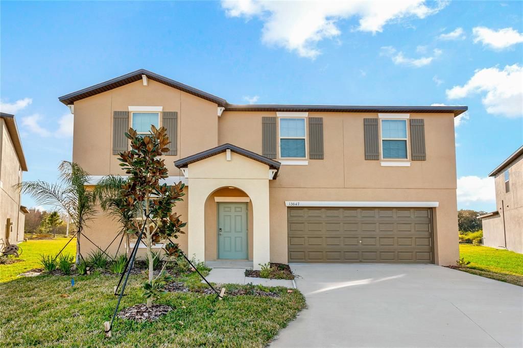For Sale: $419,200 (4 beds, 2 baths, 2635 Square Feet)