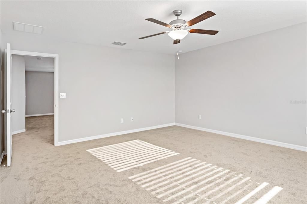 For Sale: $419,200 (4 beds, 2 baths, 2635 Square Feet)