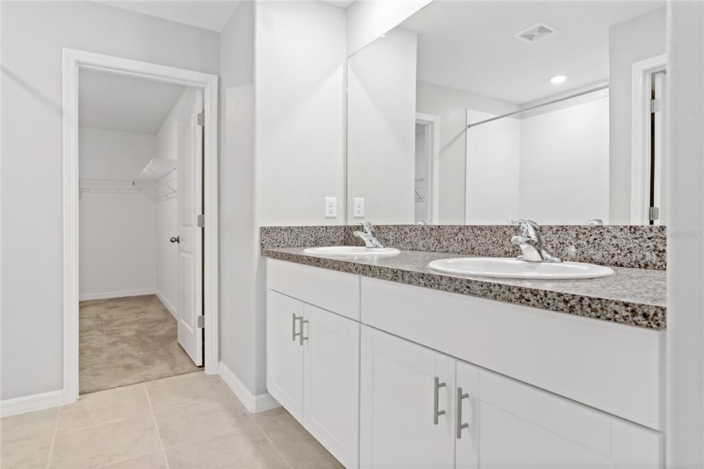 For Sale: $419,200 (4 beds, 2 baths, 2635 Square Feet)