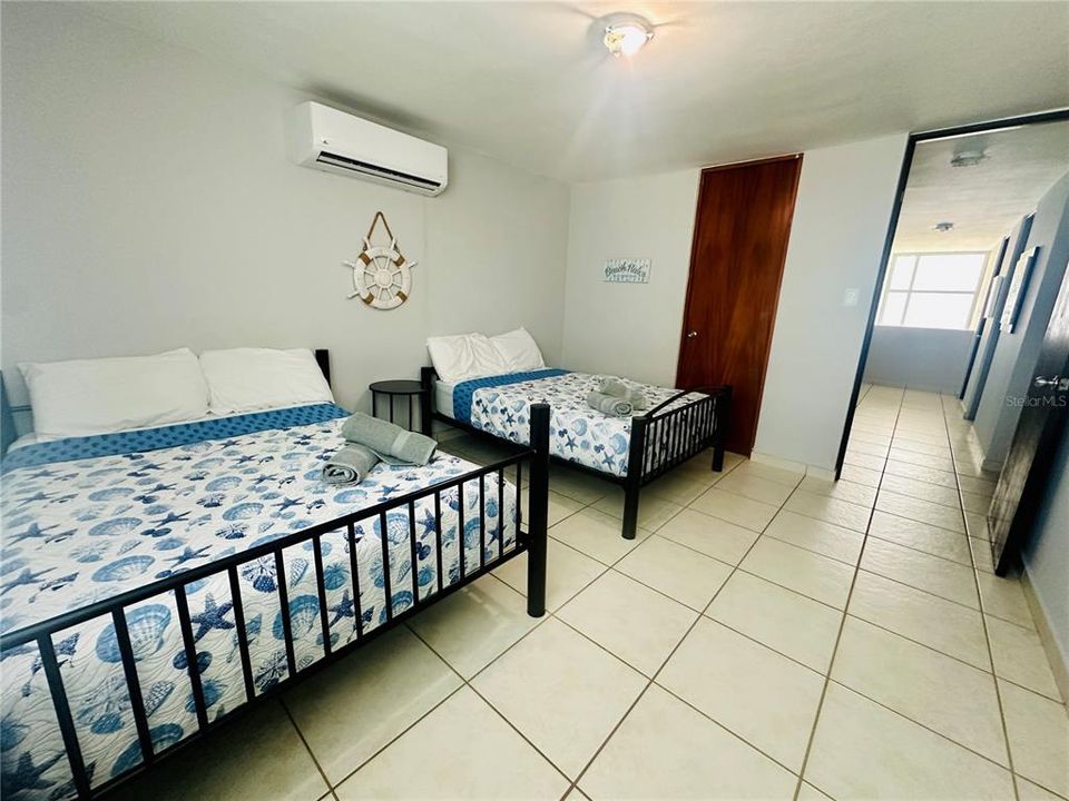 For Sale: $409,000 (4 beds, 2 baths, 2475 Square Feet)