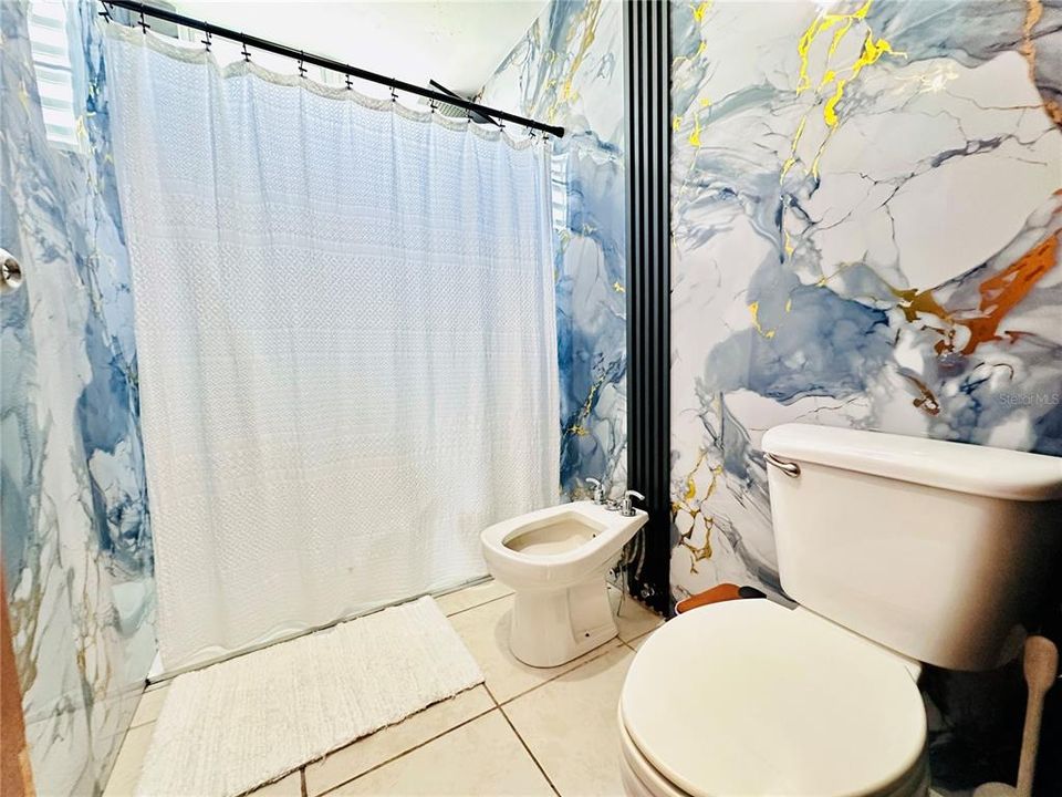 For Sale: $409,000 (4 beds, 2 baths, 2475 Square Feet)