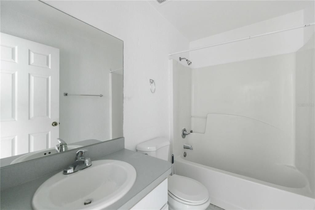 En Venta: $200,000 (3 camas, 2 baños, 1370 Pies cuadrados)