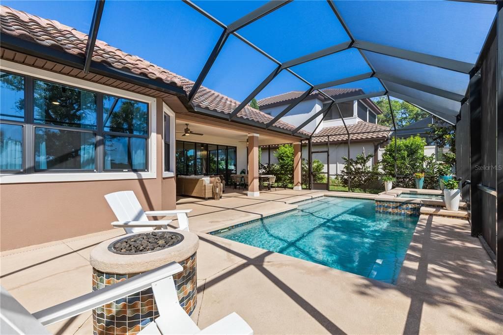 Activo con contrato: $1,195,000 (3 camas, 3 baños, 2989 Pies cuadrados)