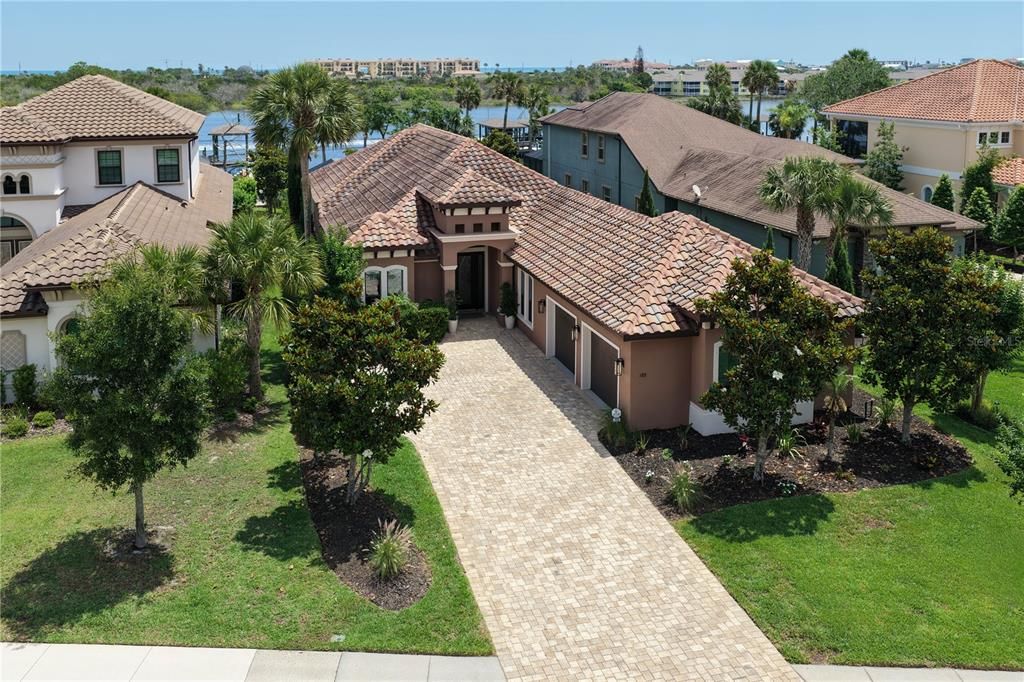 Activo con contrato: $1,195,000 (3 camas, 3 baños, 2989 Pies cuadrados)