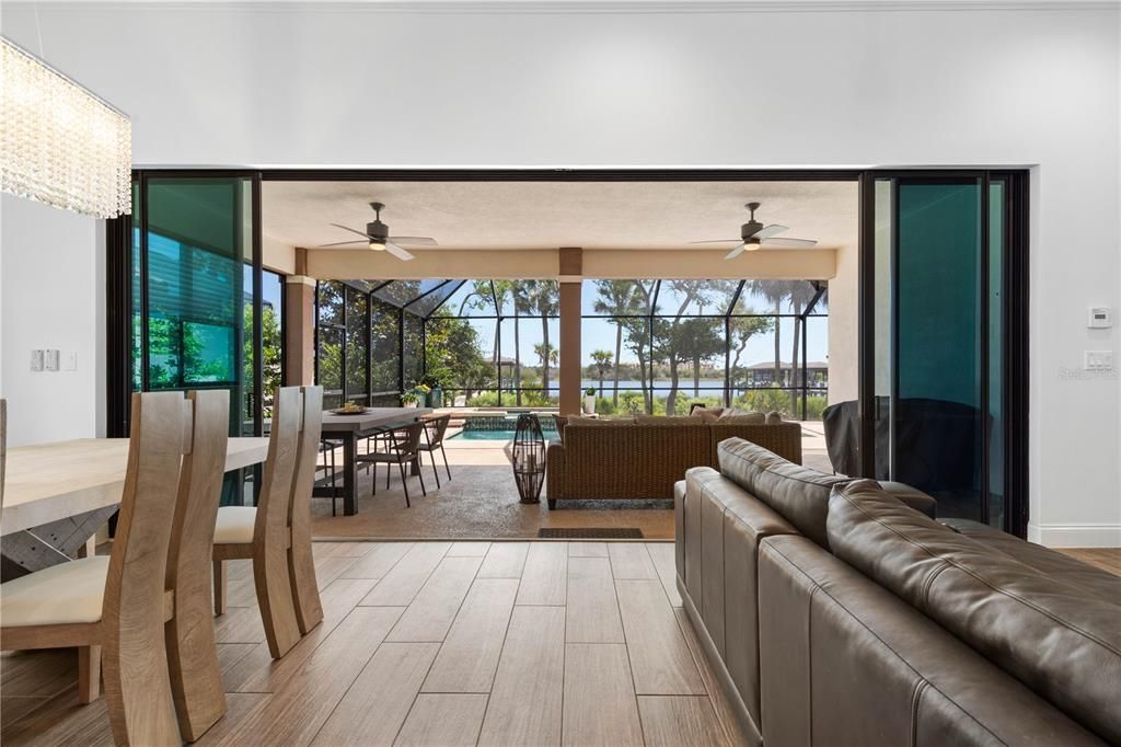 Activo con contrato: $1,195,000 (3 camas, 3 baños, 2989 Pies cuadrados)