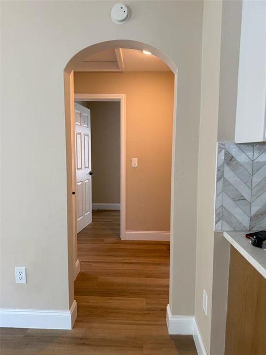 For Rent: $3,500 (2 beds, 1 baths, 826 Square Feet)