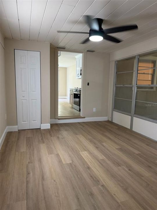 For Rent: $3,500 (2 beds, 1 baths, 826 Square Feet)