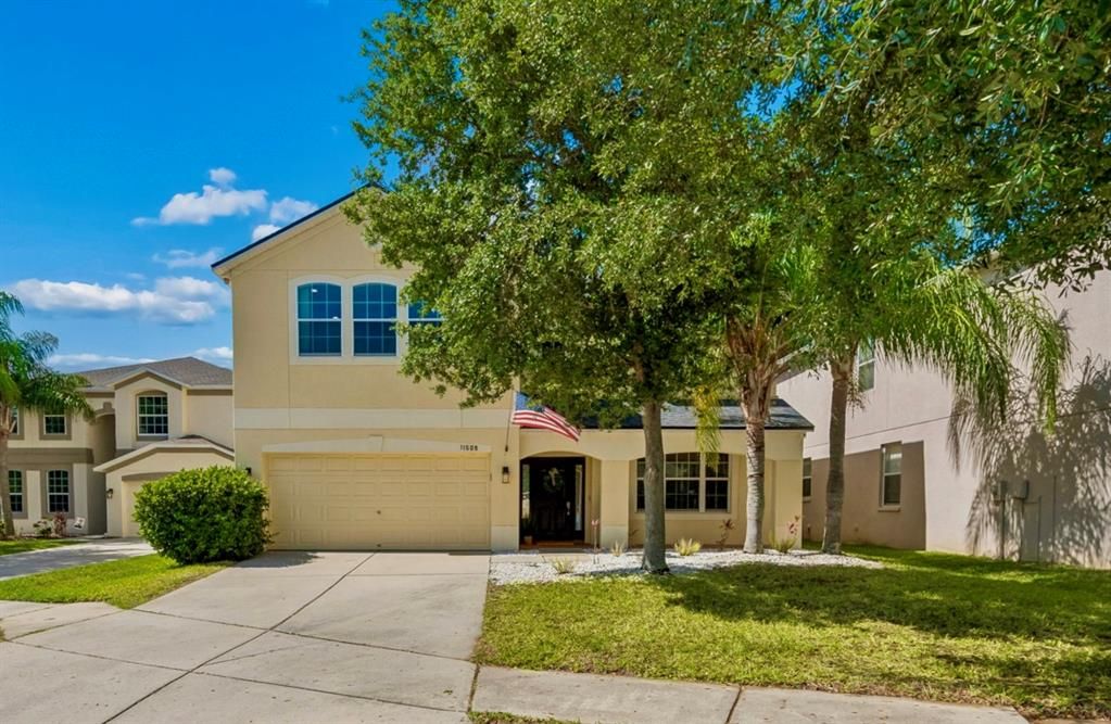 For Sale: $600,000 (5 beds, 3 baths, 3440 Square Feet)