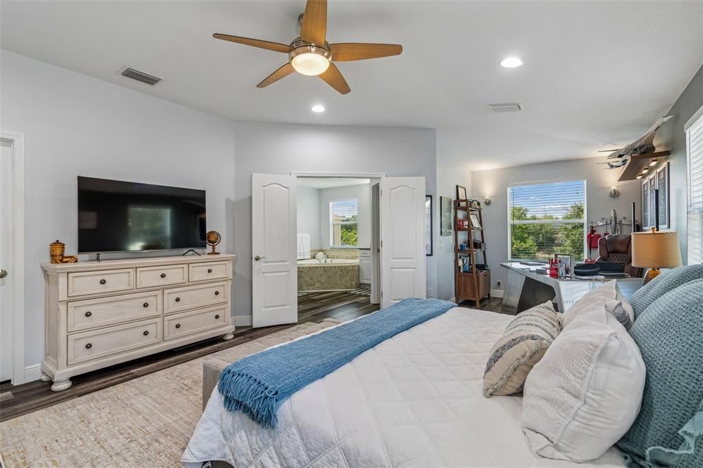 For Sale: $600,000 (5 beds, 3 baths, 3440 Square Feet)