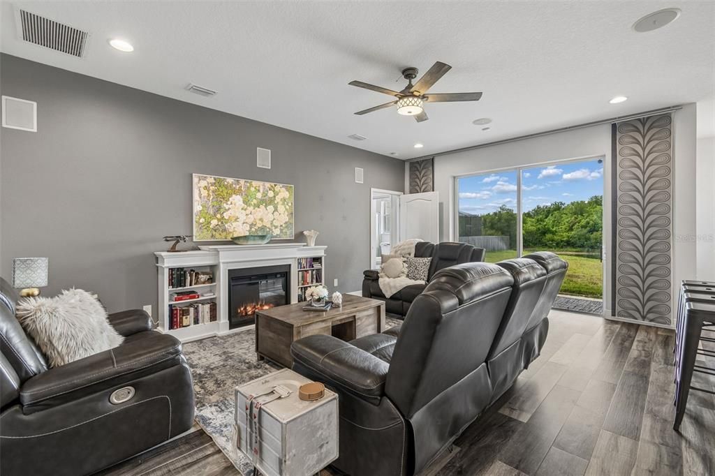 For Sale: $600,000 (5 beds, 3 baths, 3440 Square Feet)