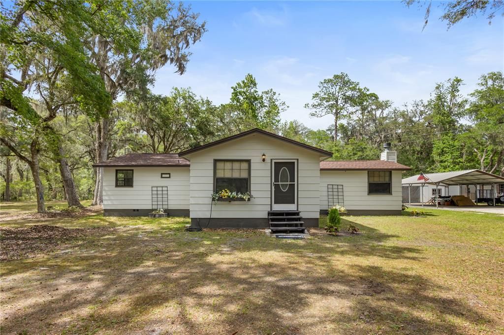 For Sale: $259,900 (3 beds, 2 baths, 1312 Square Feet)