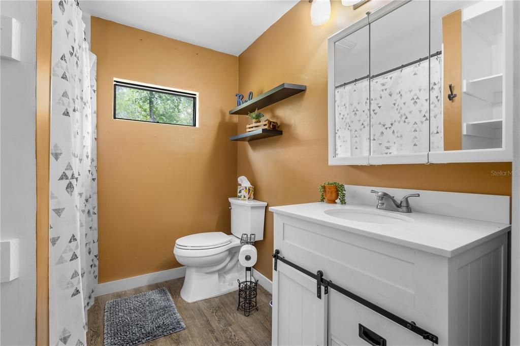 For Sale: $259,900 (3 beds, 2 baths, 1312 Square Feet)