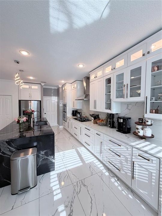 For Sale: $895,000 (4 beds, 2 baths, 2648 Square Feet)