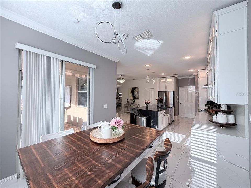For Sale: $895,000 (4 beds, 2 baths, 2648 Square Feet)