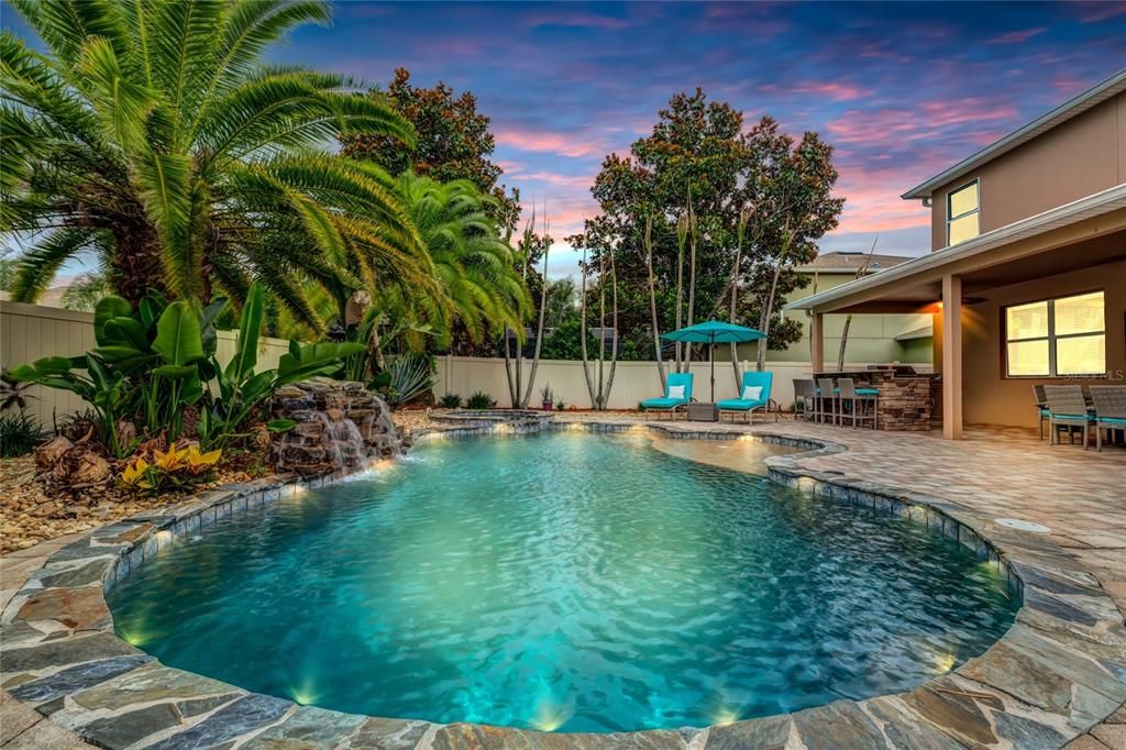 For Sale: $849,900 (4 beds, 2 baths, 2648 Square Feet)