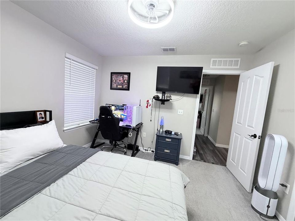 For Sale: $895,000 (4 beds, 2 baths, 2648 Square Feet)